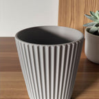 Modern Ribbed Kitchen Utensil Holder – Minimalist Ceramic Pot for Cooking Tools & Countertop Storage