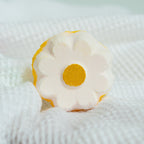 Daisy Bath Bomb – A Dose of Happy