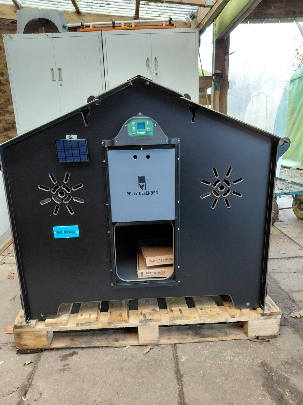 Easicoop Chalet 2XL HPL Chicken Coop | 10–15 Large Birds - product image 10 - Wellbeing Pets