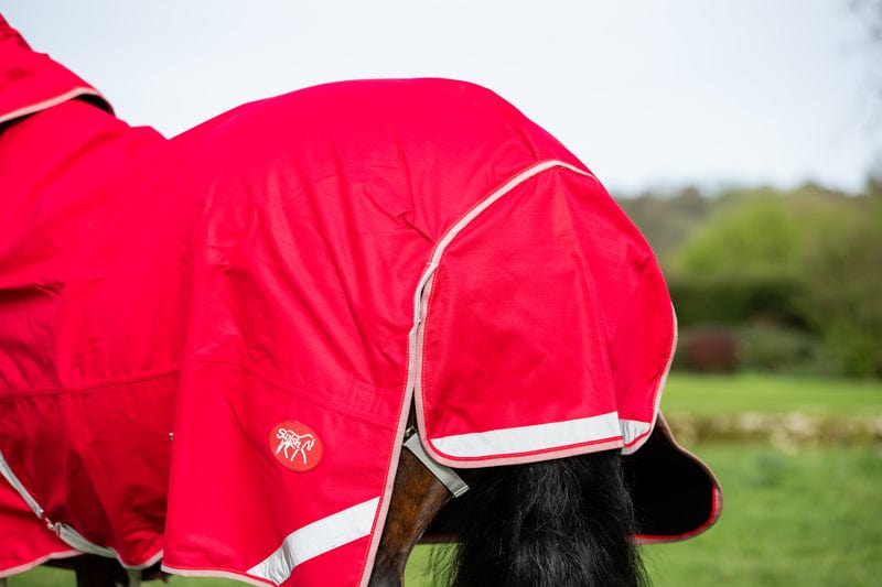 WIDE FIT 100g Detachable Neck Turnout Rug - Red - image 6 - Wellbeing Pets